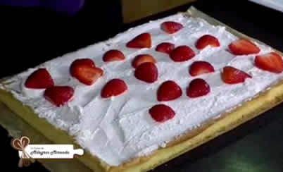 Preparación de un delicioso Enrollado de fresas