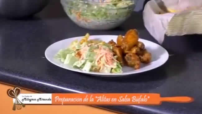 Alitas en salsa Búfalo