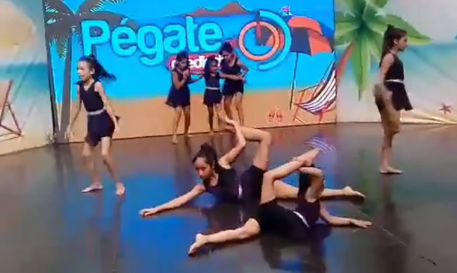 JM Gymnastics realiza su presentación en el programa