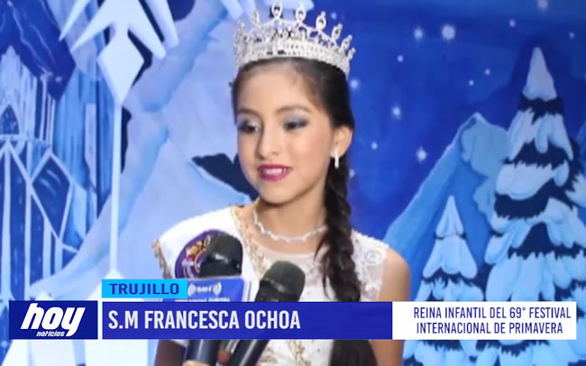 Francesca Ochoa es coronada como reina infantil del Festival Internacional de la Primavera