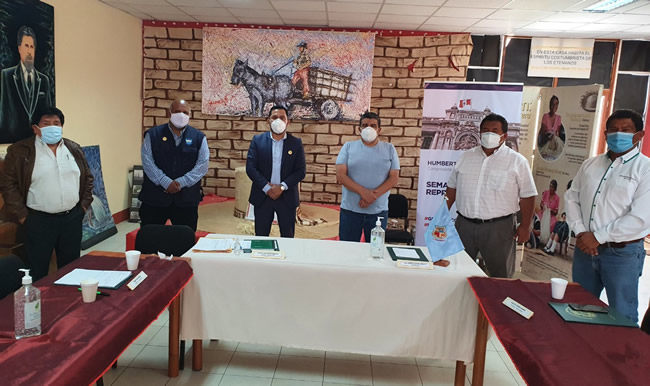 Congresista Acuña se reúne con alcaldes en inicio de semana de representación Humberto Acuña se reúne con alcaldes