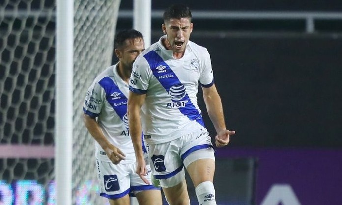 Santiago Ormeño fue figura en el Puebla vs. León anotando el 1-1 (VIDEO)
