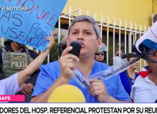 Trabajadores del hosp. Referencial protestan por su reubicación