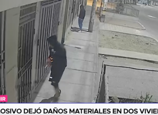 Explosivo dejó daños materiales en dos viviendas