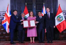 Firman contrato para construcción del nuevo Hospital Regional Docente de Trujillo