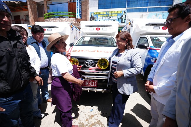 GORE COMPRA 17 AMBULANCIAS ADICIONALES PARA FORTALECER LA SALUD EN HOSPITALES (1)